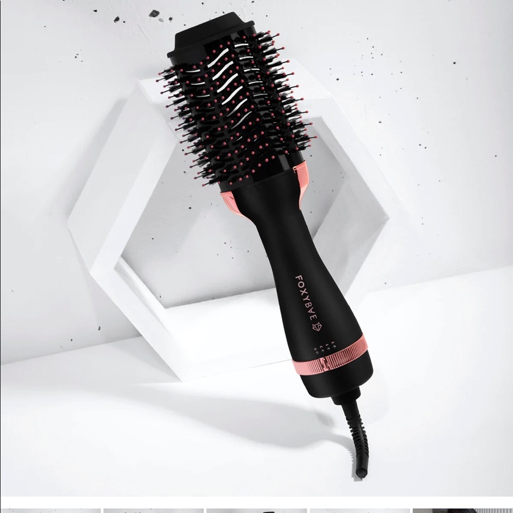 Foxybae brand blowout dryer brush pro - unopened!!